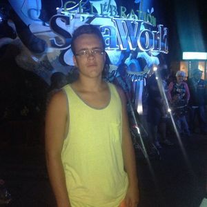 Meet your Posher, Den